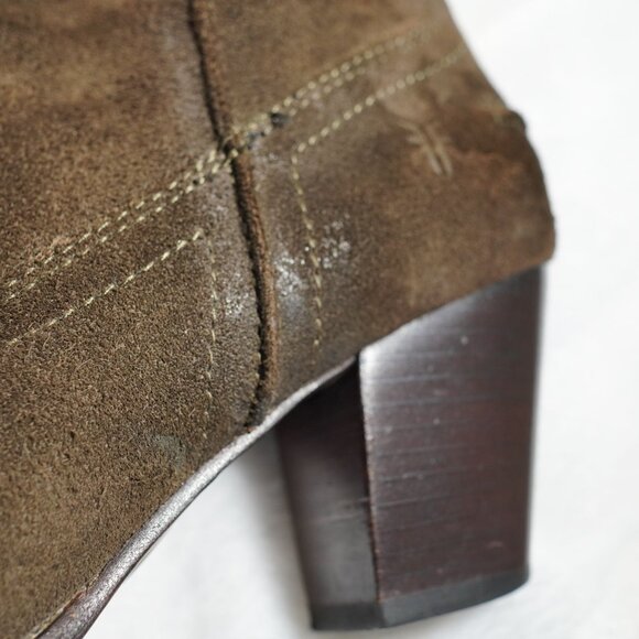 Frye Renee Seam Suede Short Boots‎ Size 8M - Picture 9 of 11